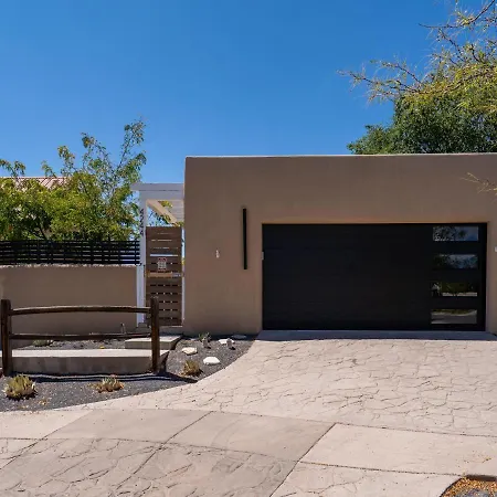 Return House Santa Fe